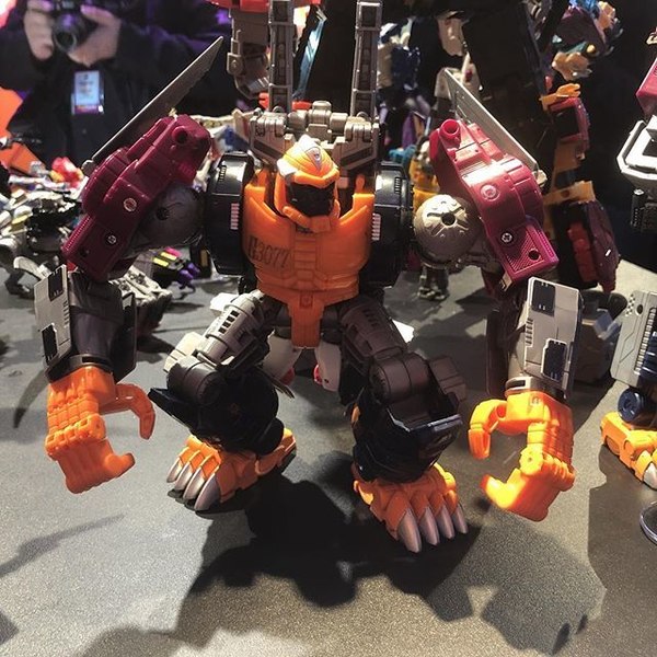 Toy Fair 2018   PREDAKING REVEALED   Generations Power Of The Primes Showroom Photos 11 (54 of 194)